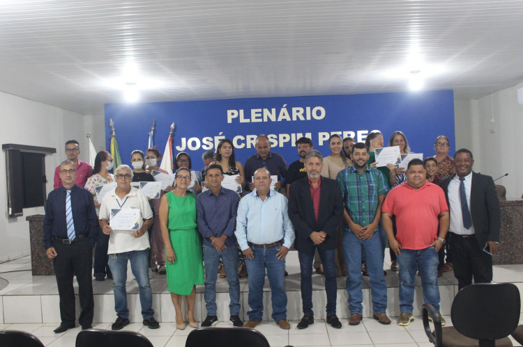 Sessão Solene em Figueirópolis D’Oeste Reconhece Profissionais da Saúde com Moções de Aplausos